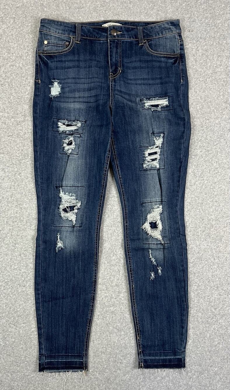 Adam Levine Women’s Distressed Skinny Jeans Size 15 Blue Ripped Raw Hem Stretch